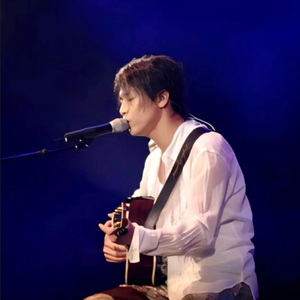 中国少妇美軳人体GoGo自慰
